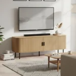 Μπουφές-έπιπλο τηλεόρασης μεσαίου μεγέθους Scandi MDF φυσικό με μεταλλικά μαύρα πόδια